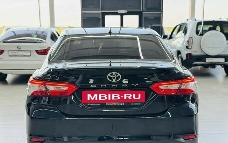 Toyota Camry, 2021 год, 2 999 000 рублей, 6 фотография