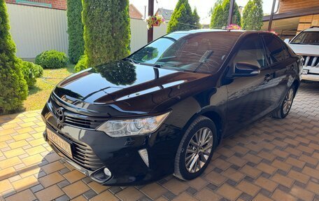 Toyota Camry, 2016 год, 1 950 000 рублей, 3 фотография