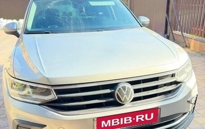 Volkswagen Tiguan II, 2021 год, 3 600 000 рублей, 1 фотография