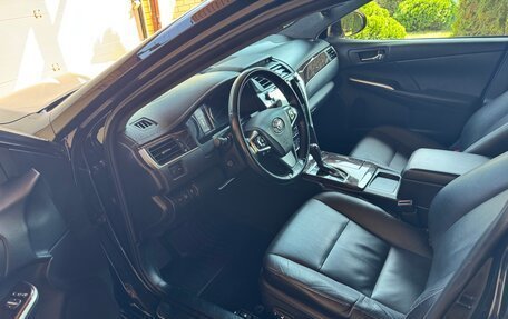 Toyota Camry, 2016 год, 1 950 000 рублей, 7 фотография