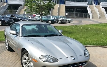 Jaguar XK II рестайлинг 2, 1999 год, 1 950 000 рублей, 1 фотография