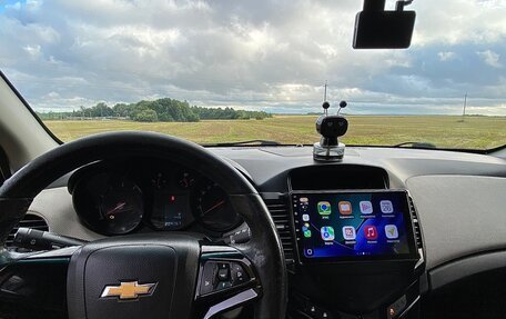 Chevrolet Cruze II, 2012 год, 700 000 рублей, 3 фотография