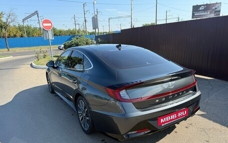 Hyundai Sonata VIII, 2020 год, 2 650 000 рублей, 4 фотография