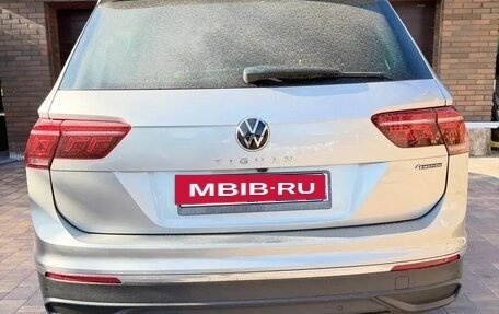 Volkswagen Tiguan II, 2021 год, 3 600 000 рублей, 6 фотография