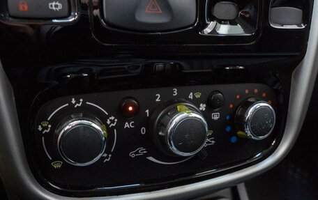 Renault Duster I рестайлинг, 2014 год, 999 000 рублей, 14 фотография