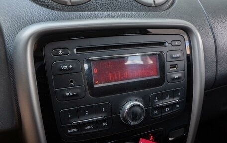 Renault Duster I рестайлинг, 2014 год, 999 000 рублей, 13 фотография