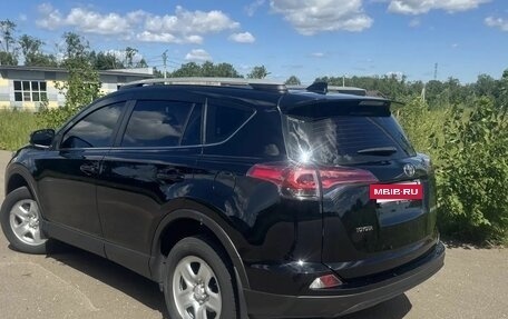 Toyota RAV4, 2019 год, 2 600 000 рублей, 3 фотография