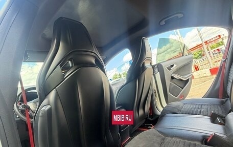 Mercedes-Benz CLA AMG, 2015 год, 2 200 000 рублей, 8 фотография