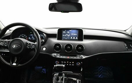 KIA Stinger I, 2019 год, 2 170 000 рублей, 5 фотография
