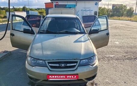 Daewoo Nexia I рестайлинг, 2009 год, 140 000 рублей, 10 фотография