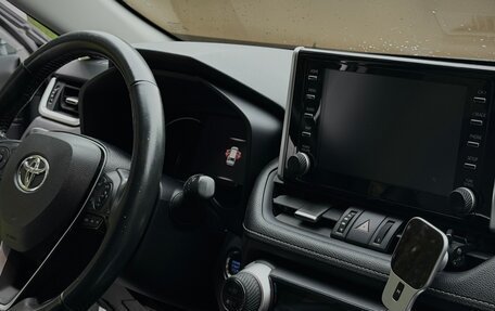 Toyota RAV4, 2020 год, 3 150 000 рублей, 29 фотография