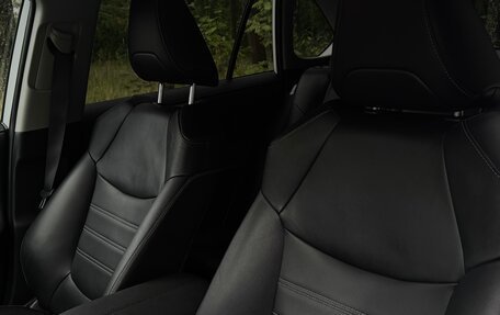 Toyota RAV4, 2020 год, 3 150 000 рублей, 34 фотография