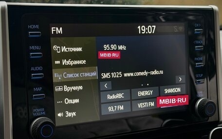 Toyota RAV4, 2020 год, 3 150 000 рублей, 36 фотография