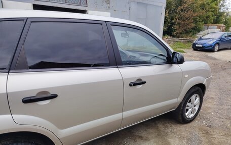 Hyundai Tucson III, 2008 год, 950 000 рублей, 6 фотография