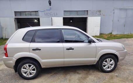 Hyundai Tucson III, 2008 год, 950 000 рублей, 8 фотография
