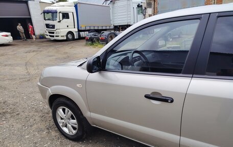 Hyundai Tucson III, 2008 год, 950 000 рублей, 4 фотография