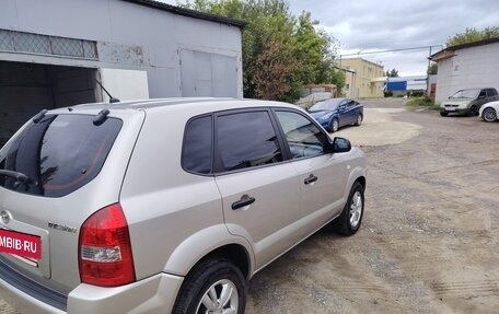 Hyundai Tucson III, 2008 год, 950 000 рублей, 7 фотография