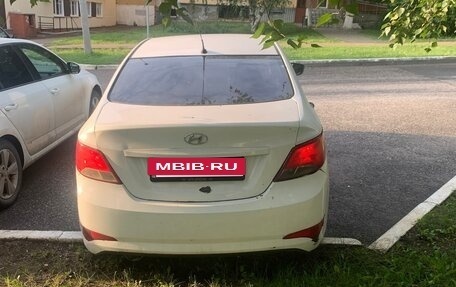 Hyundai Solaris II рестайлинг, 2016 год, 550 000 рублей, 4 фотография