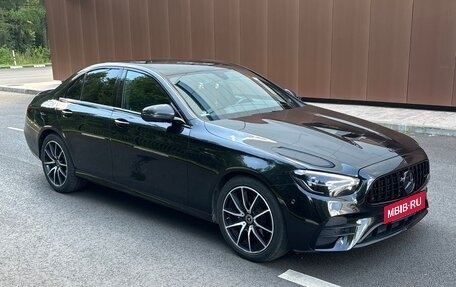 Mercedes-Benz E-Класс, 2020 год, 4 600 000 рублей, 3 фотография