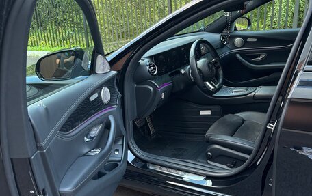 Mercedes-Benz E-Класс, 2020 год, 4 600 000 рублей, 9 фотография