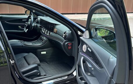 Mercedes-Benz E-Класс, 2020 год, 4 600 000 рублей, 15 фотография