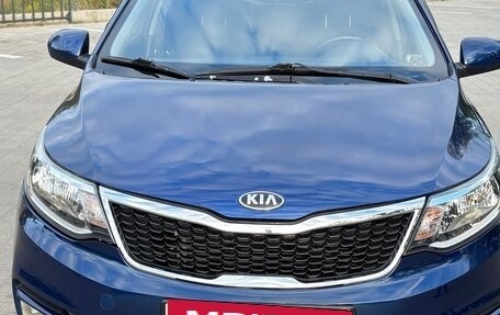 KIA Rio III рестайлинг, 2016 год, 1 050 000 рублей, 1 фотография