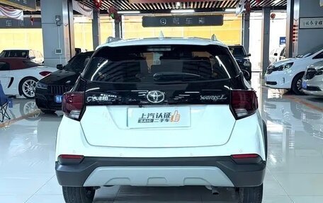 Toyota Yaris XP150 рестайлинг, 2022 год, 1 350 000 рублей, 6 фотография