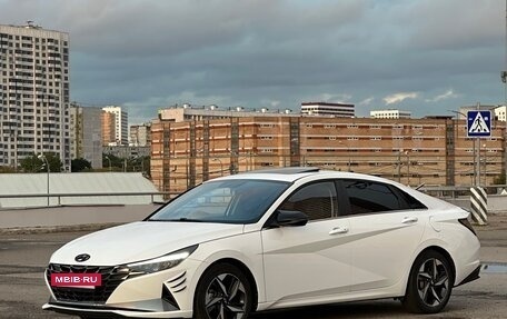 Hyundai Elantra, 2022 год, 1 750 000 рублей, 11 фотография
