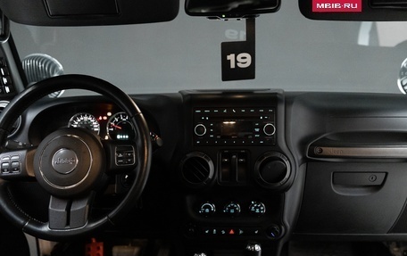 Jeep Wrangler, 2013 год, 3 500 000 рублей, 21 фотография