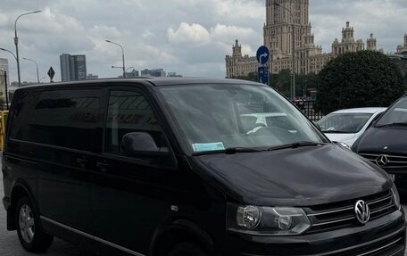 Volkswagen Caravelle T5, 2011 год, 2 390 000 рублей, 2 фотография