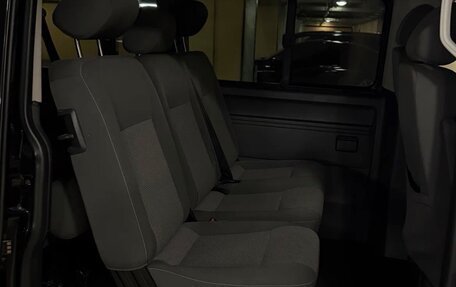 Volkswagen Caravelle T5, 2011 год, 2 390 000 рублей, 13 фотография
