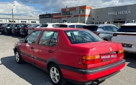 Volkswagen Vento, 1992 год, 89 000 рублей, 3 фотография