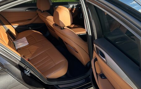 BMW 5 серия, 2019 год, 2 950 000 рублей, 16 фотография