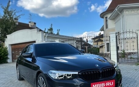 BMW 5 серия, 2019 год, 2 950 000 рублей, 4 фотография