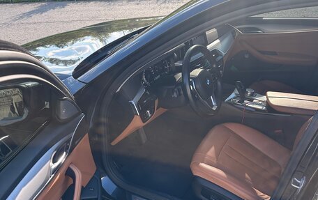BMW 5 серия, 2019 год, 2 950 000 рублей, 20 фотография
