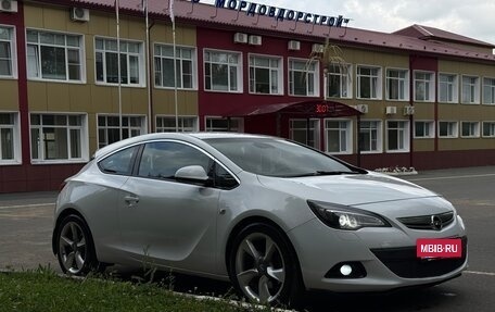 Opel Astra J, 2013 год, 800 000 рублей, 3 фотография