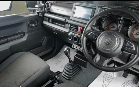 Suzuki Jimny, 2021 год, 1 700 000 рублей, 8 фотография