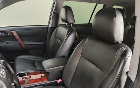 Toyota Highlander III, 2012 год, 2 100 000 рублей, 10 фотография