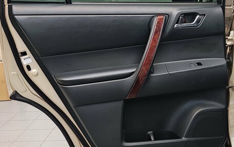 Toyota Highlander III, 2012 год, 2 100 000 рублей, 33 фотография