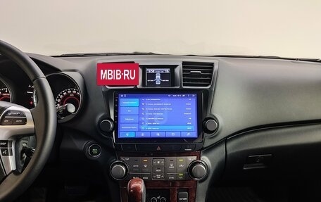 Toyota Highlander III, 2012 год, 2 100 000 рублей, 31 фотография
