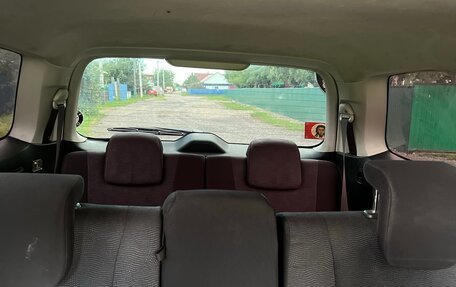 Subaru Exiga, 2010 год, 950 000 рублей, 18 фотография