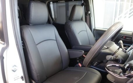 Toyota Noah III, 2017 год, 1 391 008 рублей, 10 фотография