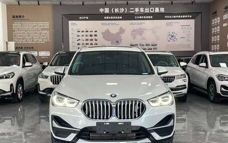 BMW X1, 2022 год, 2 380 000 рублей, 2 фотография