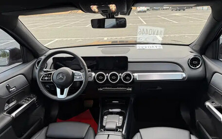 Mercedes-Benz GLB, 2022 год, 2 443 020 рублей, 23 фотография