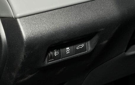 Toyota RAV4, 2026 год, 4 860 000 рублей, 11 фотография