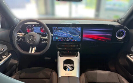 Mercedes-Benz GLB, 2026 год, 9 690 000 рублей, 7 фотография