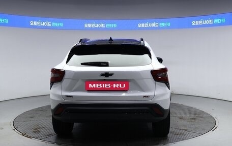 Chevrolet Trax, 2023 год, 1 870 000 рублей, 5 фотография