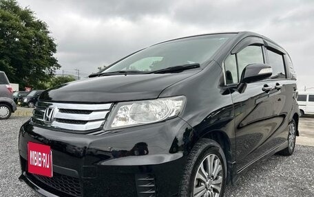Honda Freed I, 2013 год, 810 000 рублей, 1 фотография