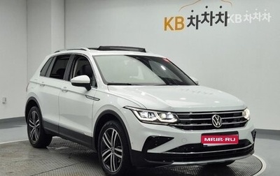 Volkswagen Tiguan II, 2022 год, 3 580 020 рублей, 1 фотография