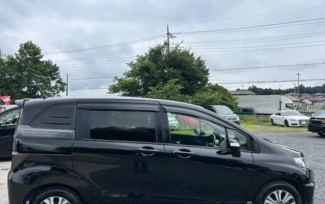 Honda Freed I, 2013 год, 810 000 рублей, 7 фотография